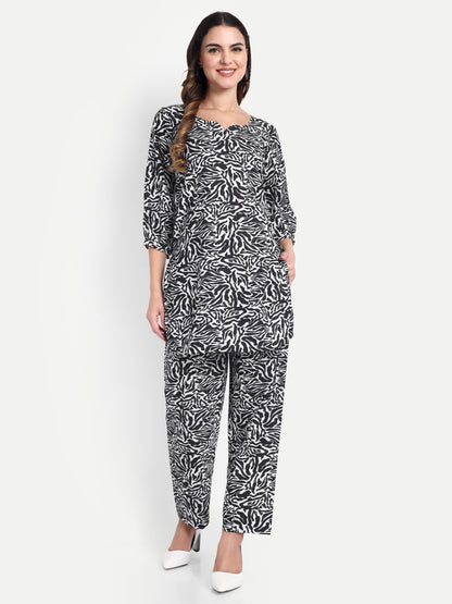 Elegant Women Co-ord Set – Stylish Matching Top & Bottom Outfit for Casual & Party Wear black