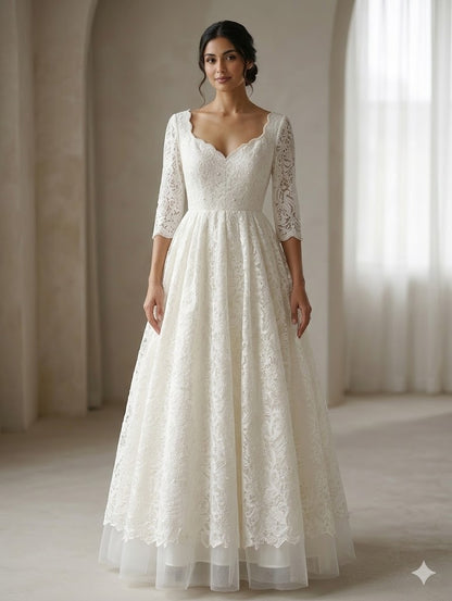 Elegant Ivory Lace Bridal Gown for Women – Romantic A-Line Wedding Dress with Sweetheart Neckline