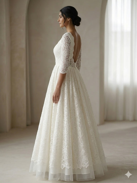 Elegant Ivory Lace Bridal Gown for Women – Romantic A-Line Wedding Dress with Sweetheart Neckline