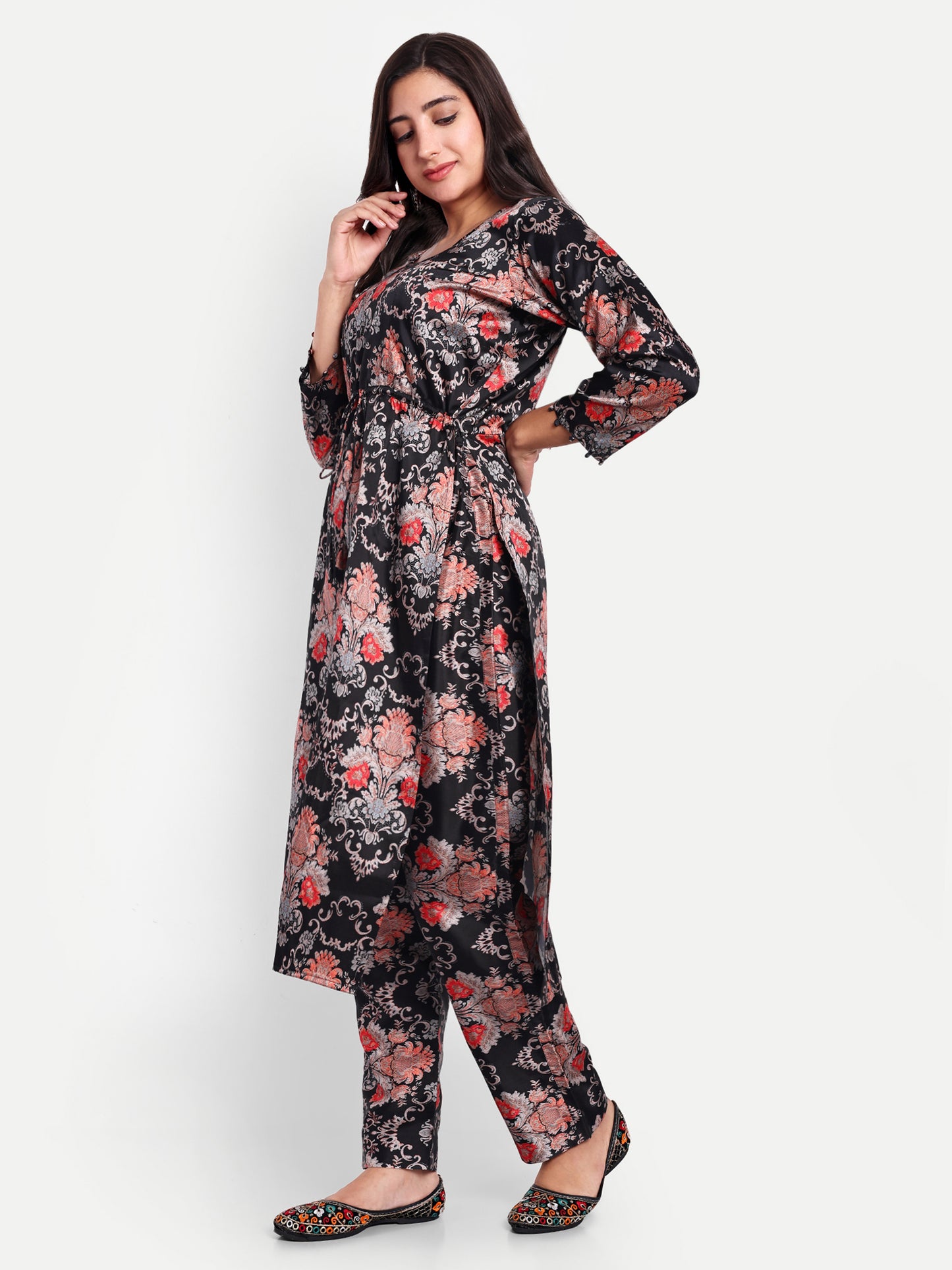 Elegant Women Co-ord Set – Stylish Matching Top & Bottom Outfit for Casual & Party Wear black