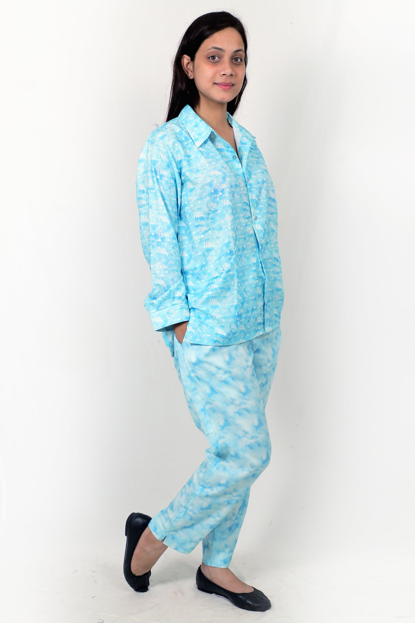 Elegant Women Co-ord Set – Stylish Matching Top & Bottom Outfit for Casual & Party Wear  blue