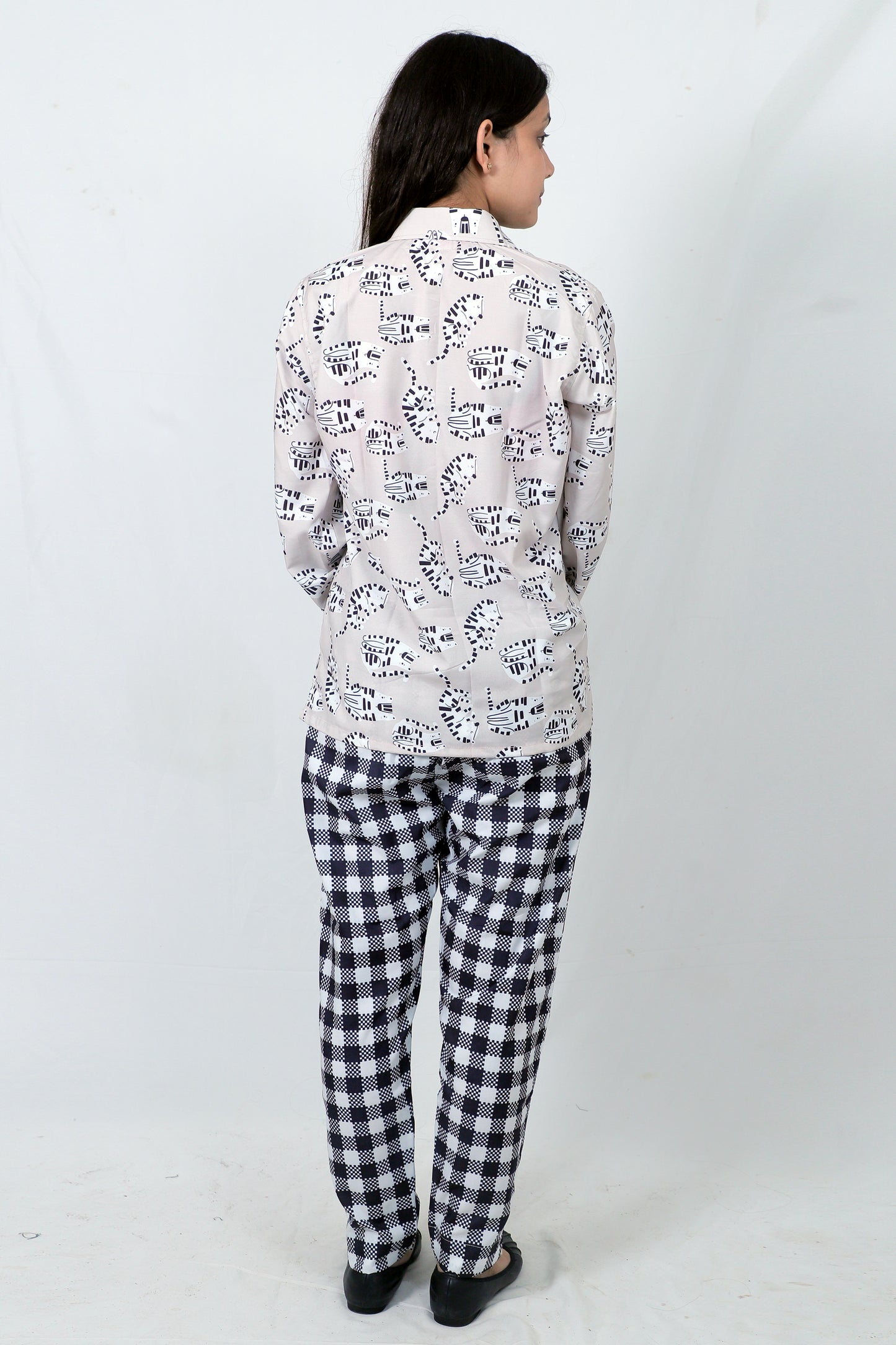Elegant Women Co-ord Set – Stylish Matching Top & Bottom Outfit for Casual & Party Wear white printed