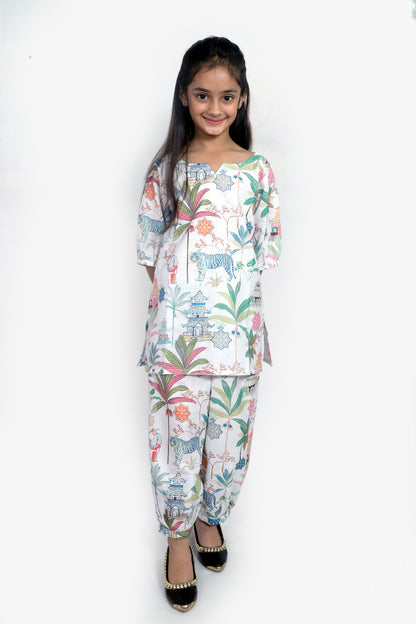 Kids Girls Cord Set – Comfortable & Stylish Matching Outfit white
